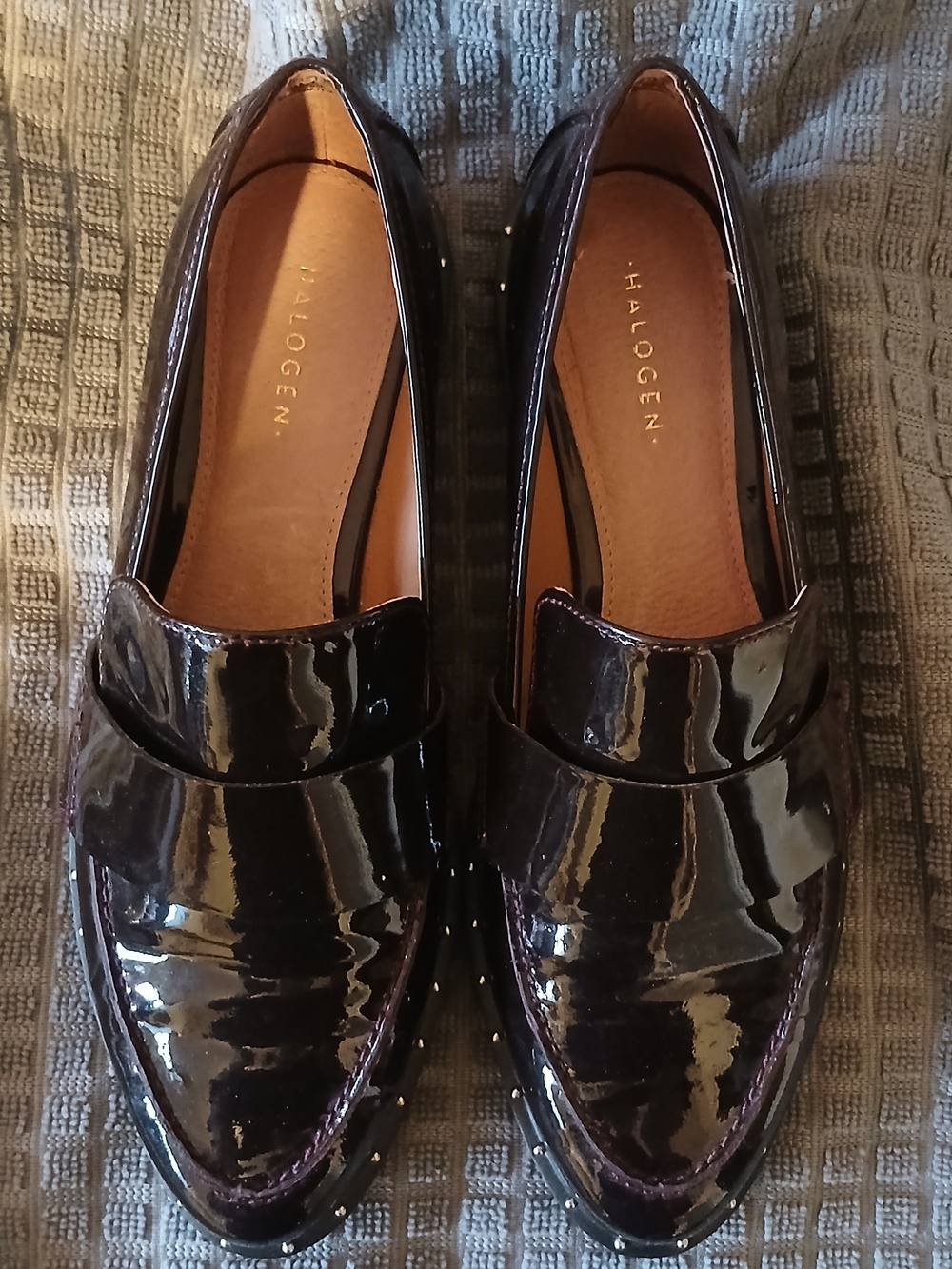Halogen Women's Patent Burgundy Loafers